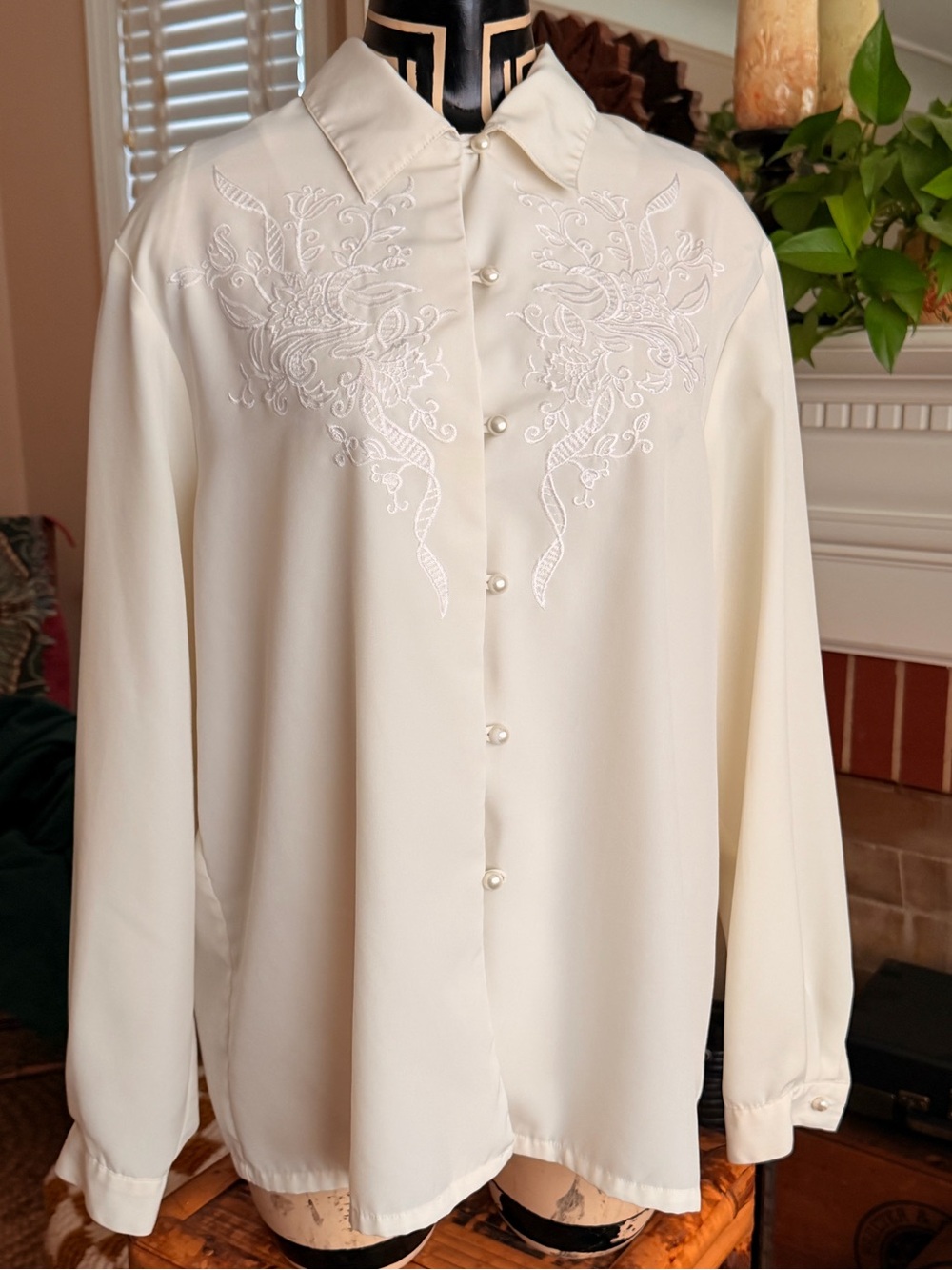 Vintage Koret Embroidered Blouse with Pearl Buttons